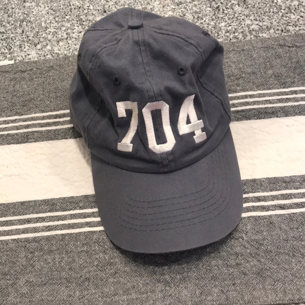 Never Worm 704 hat